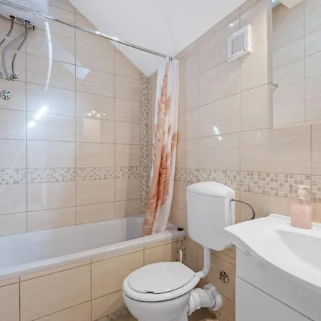 Apartment Sibenik Grebastica
